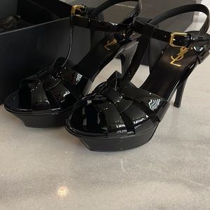 Authentic Saint Laurent vitello vernice patent leather.BRAND New size 37.